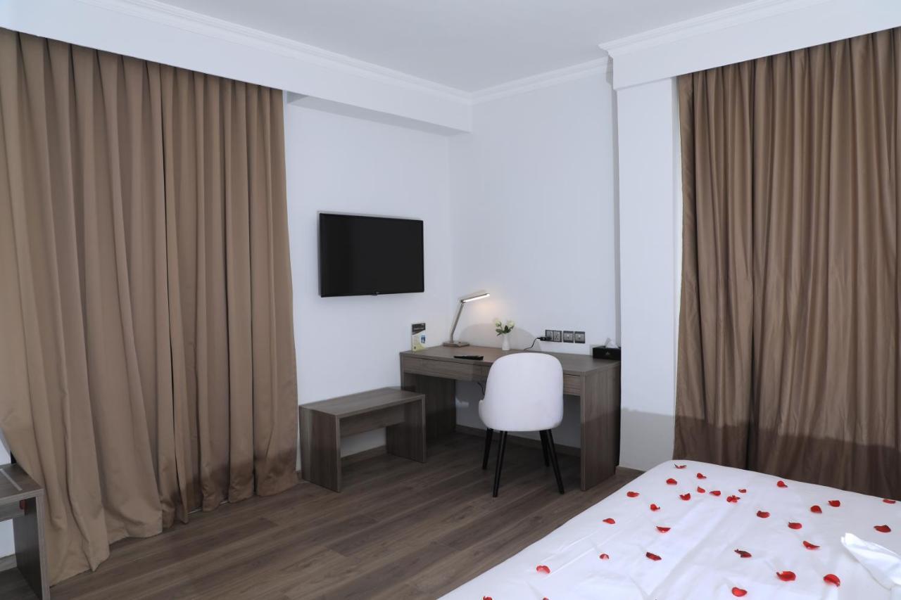Th Bonroyal Hotel Аддис-Абеба Экстерьер фото